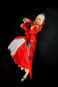 Red Saber - Fate Extra cosplay 04