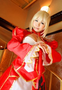 Red Saber - Fate Extra cosplay 31