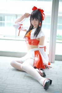 Reimu Hakurei - Touhou Project cosplay 15